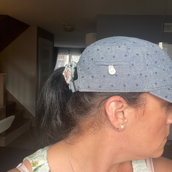 Adidas women’s baseball hat - Picture 5 of 5